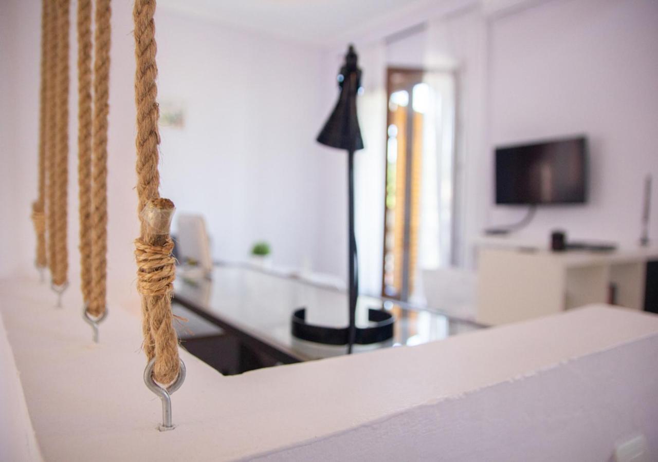 Beachfront Stylish Maisonette In Ierissós Exteriér fotografie